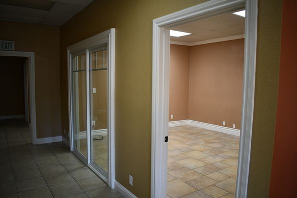 Hillswood Plaza: 6693 Folsom Auburn Rd, Folsom, CA 95630